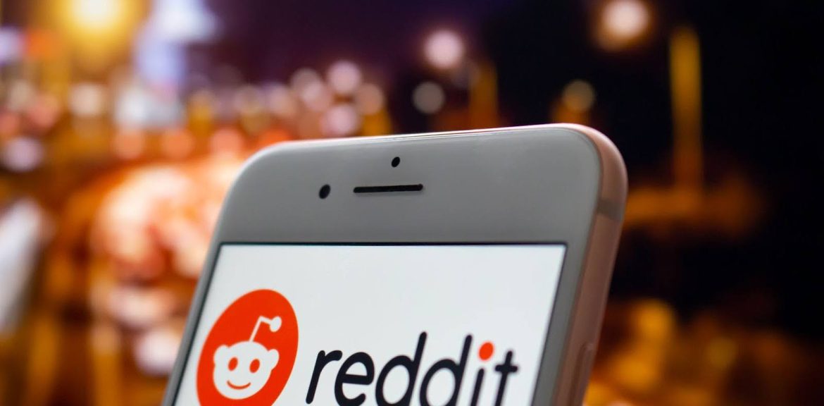 Negative Reddit Posts Online